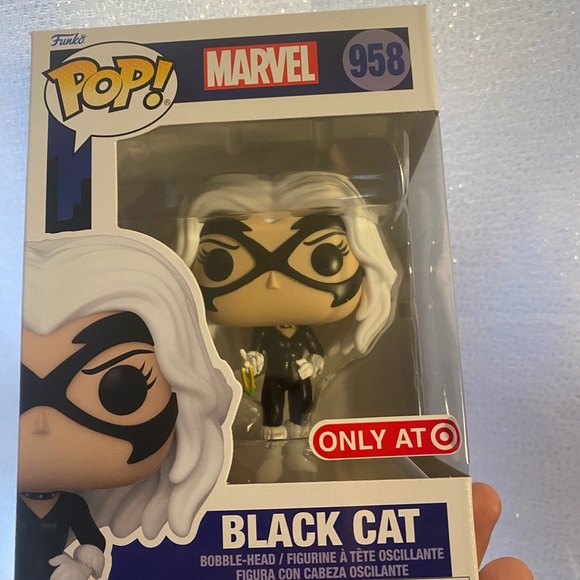 Black Cat Marvel Funko Pop